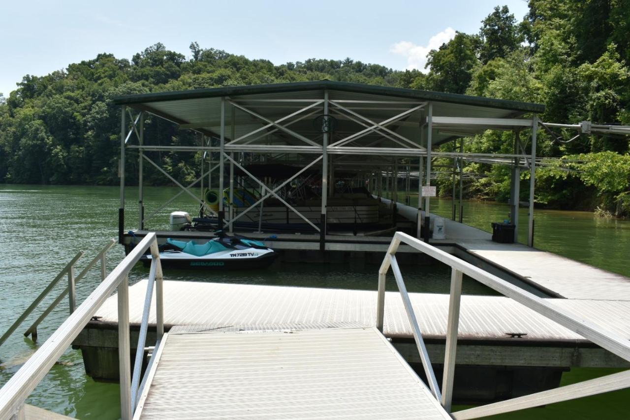 Tree Top Lodge - Gorgeous Lake Cabin With Hot Tub & Magnificent Views Of Forests And Mountains! Cabin Butler Exteriör bild