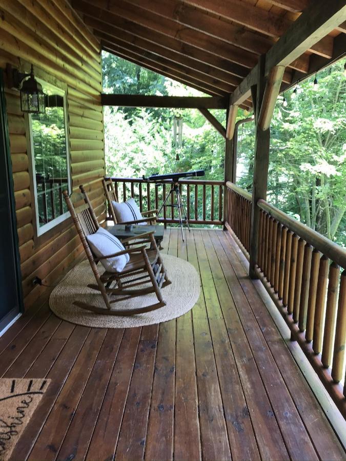 Tree Top Lodge - Gorgeous Lake Cabin With Hot Tub & Magnificent Views Of Forests And Mountains! Cabin Butler Exteriör bild