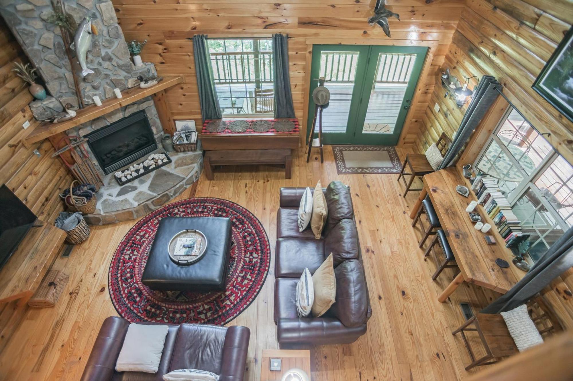 Tree Top Lodge - Gorgeous Lake Cabin With Hot Tub & Magnificent Views Of Forests And Mountains! Cabin Butler Exteriör bild