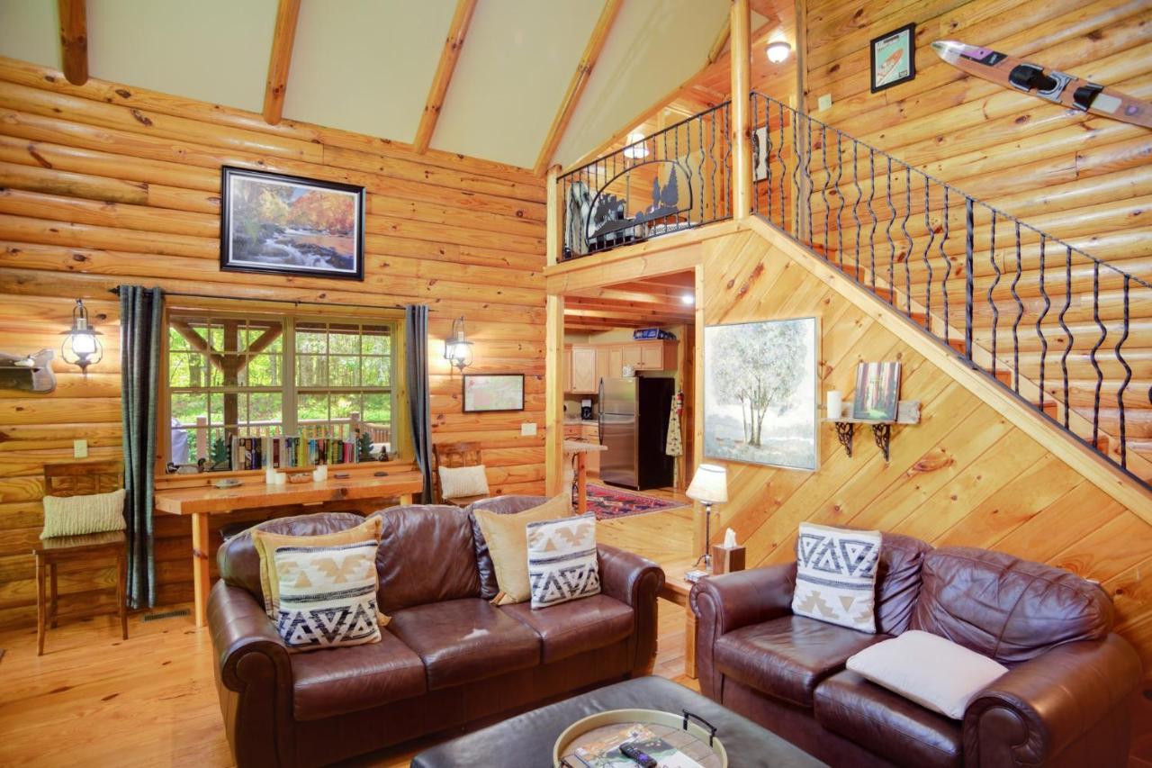 Tree Top Lodge - Gorgeous Lake Cabin With Hot Tub & Magnificent Views Of Forests And Mountains! Cabin Butler Exteriör bild