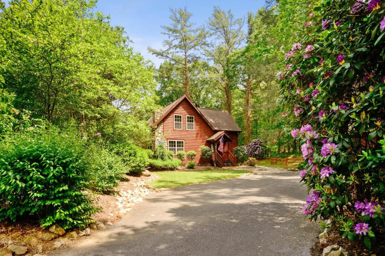 Tree Top Lodge - Gorgeous Lake Cabin With Hot Tub & Magnificent Views Of Forests And Mountains! Cabin Butler Exteriör bild
