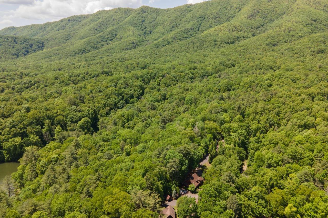 Tree Top Lodge - Gorgeous Lake Cabin With Hot Tub & Magnificent Views Of Forests And Mountains! Cabin Butler Exteriör bild